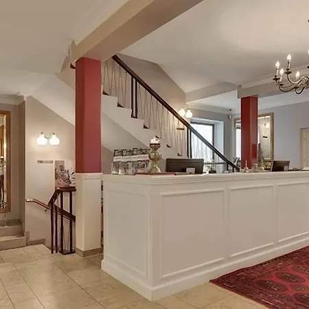 Det Gamle Rådhus Hotell 4*